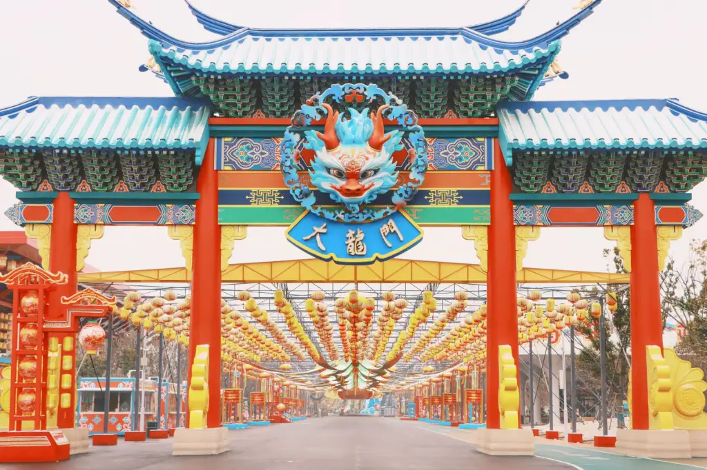 广州箱包皮具行业2025年原材料价格走势与采购策略分析