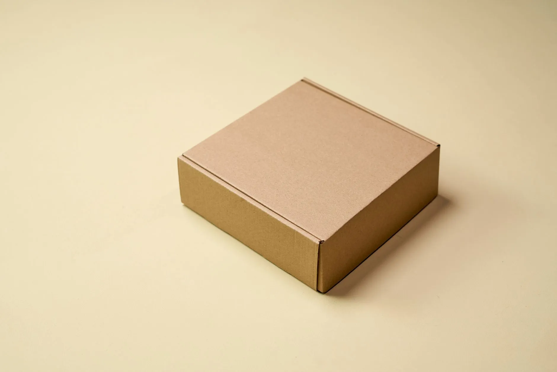 广州皮具制造工艺升级趋势：高品质皮具生产如何满足品牌客户需求