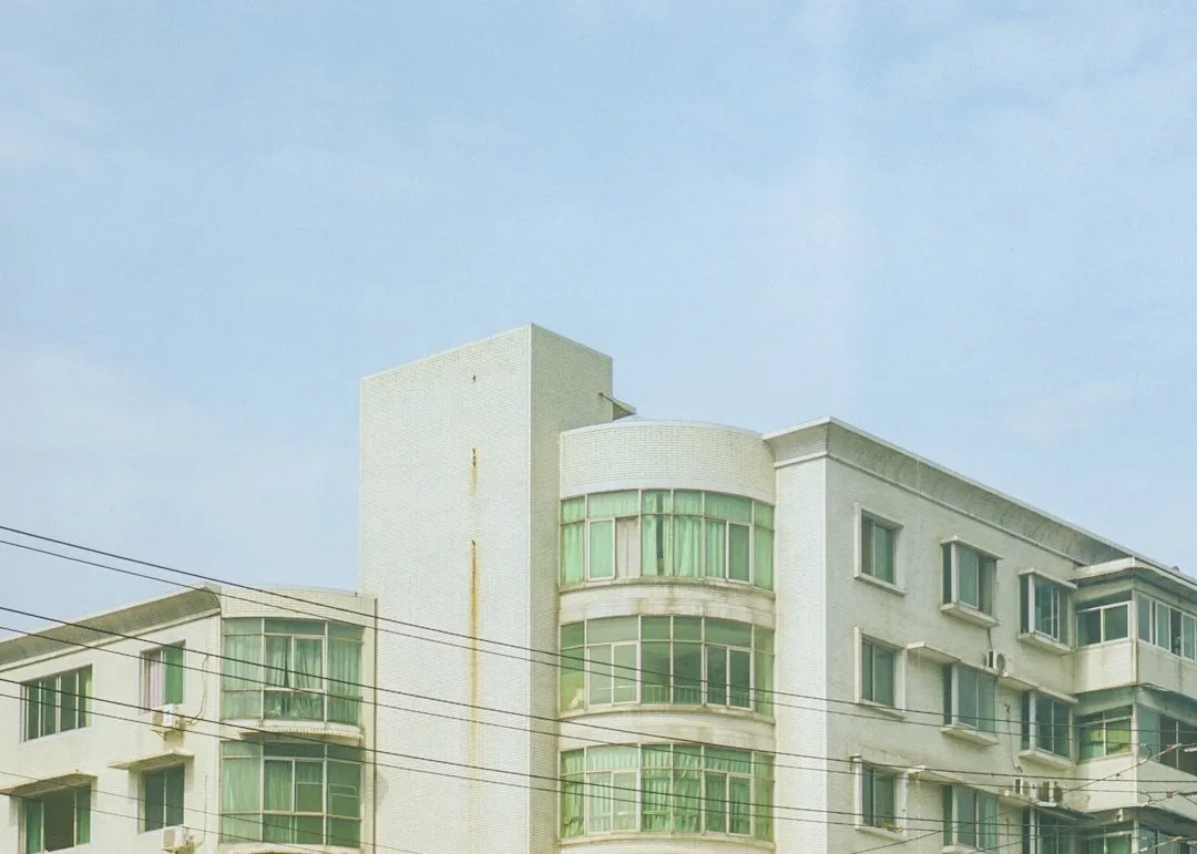 广州皮具贸易中箱包产品选型与品质把控要点解析