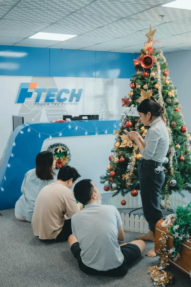 广州皮具定制厂家分享：箱包皮具选材与工艺对成品品质的影响