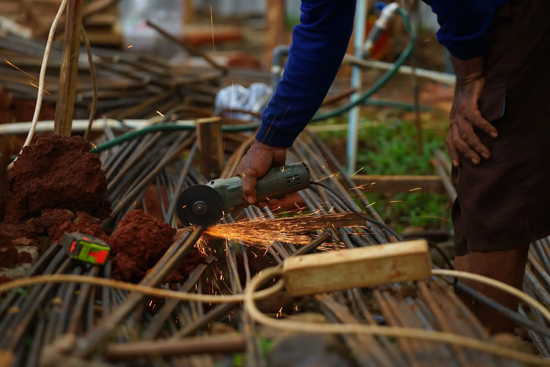 广州皮具箱包定制：鹏高皮具为品牌客户提供的全流程解决方案